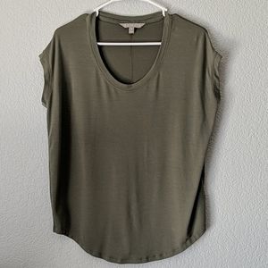 Athleta cloudlight stratus tee